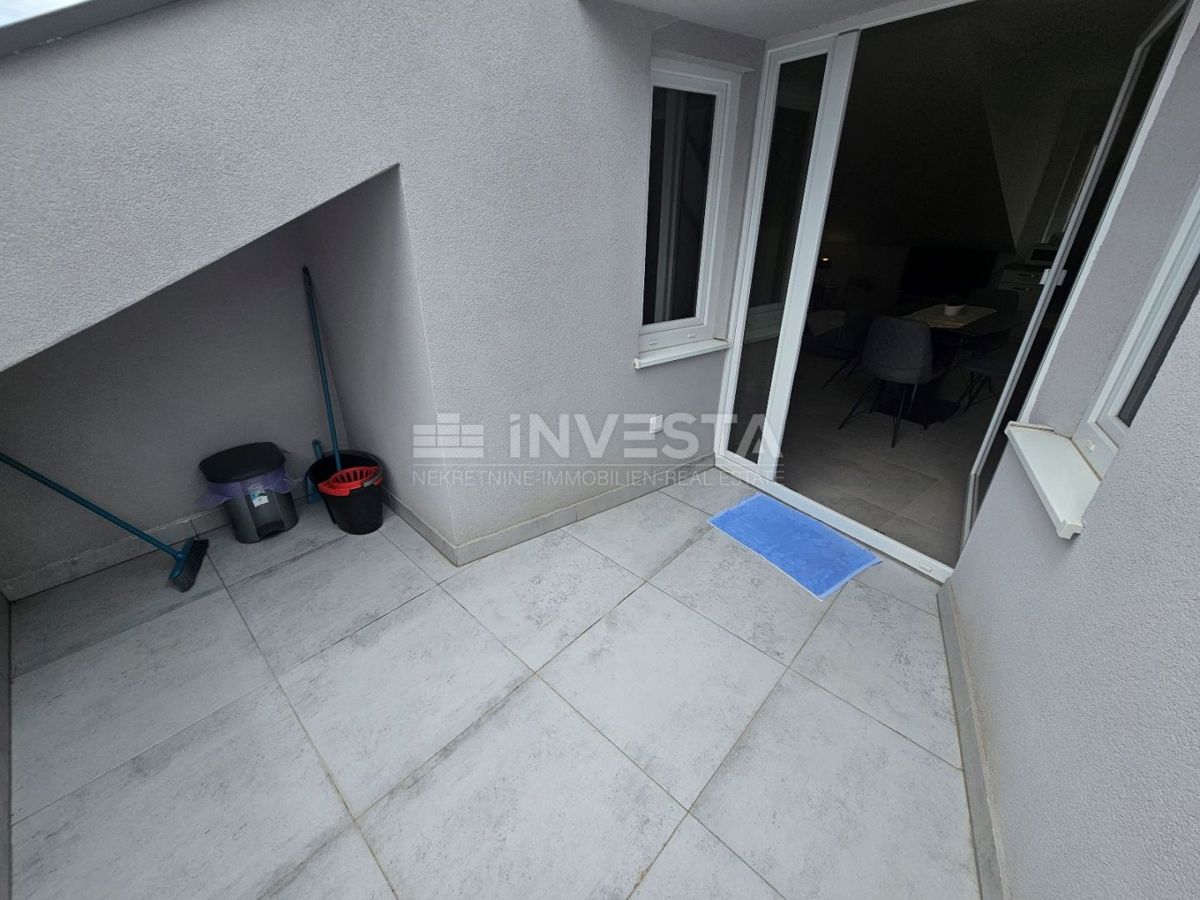 Centro di Pola, due nuovi appartamenti arredati e un garage