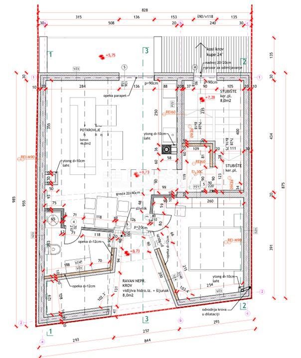Centro di Pola, due nuovi appartamenti arredati e un garage