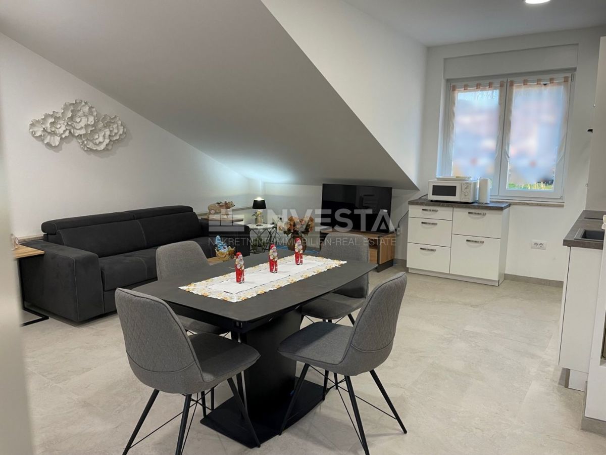 Centro di Pola, due nuovi appartamenti arredati e un garage