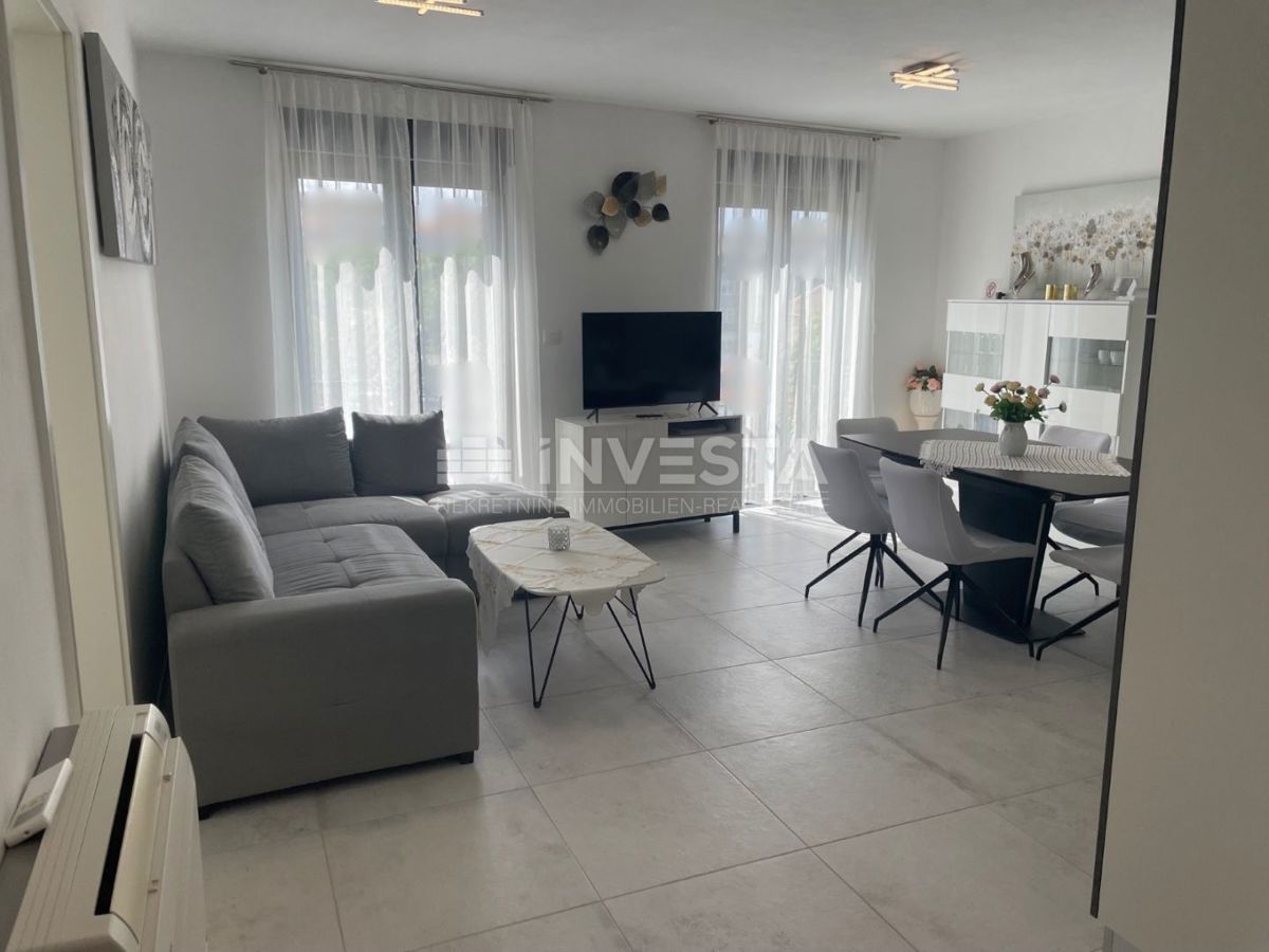 Centro di Pola, due nuovi appartamenti arredati e un garage