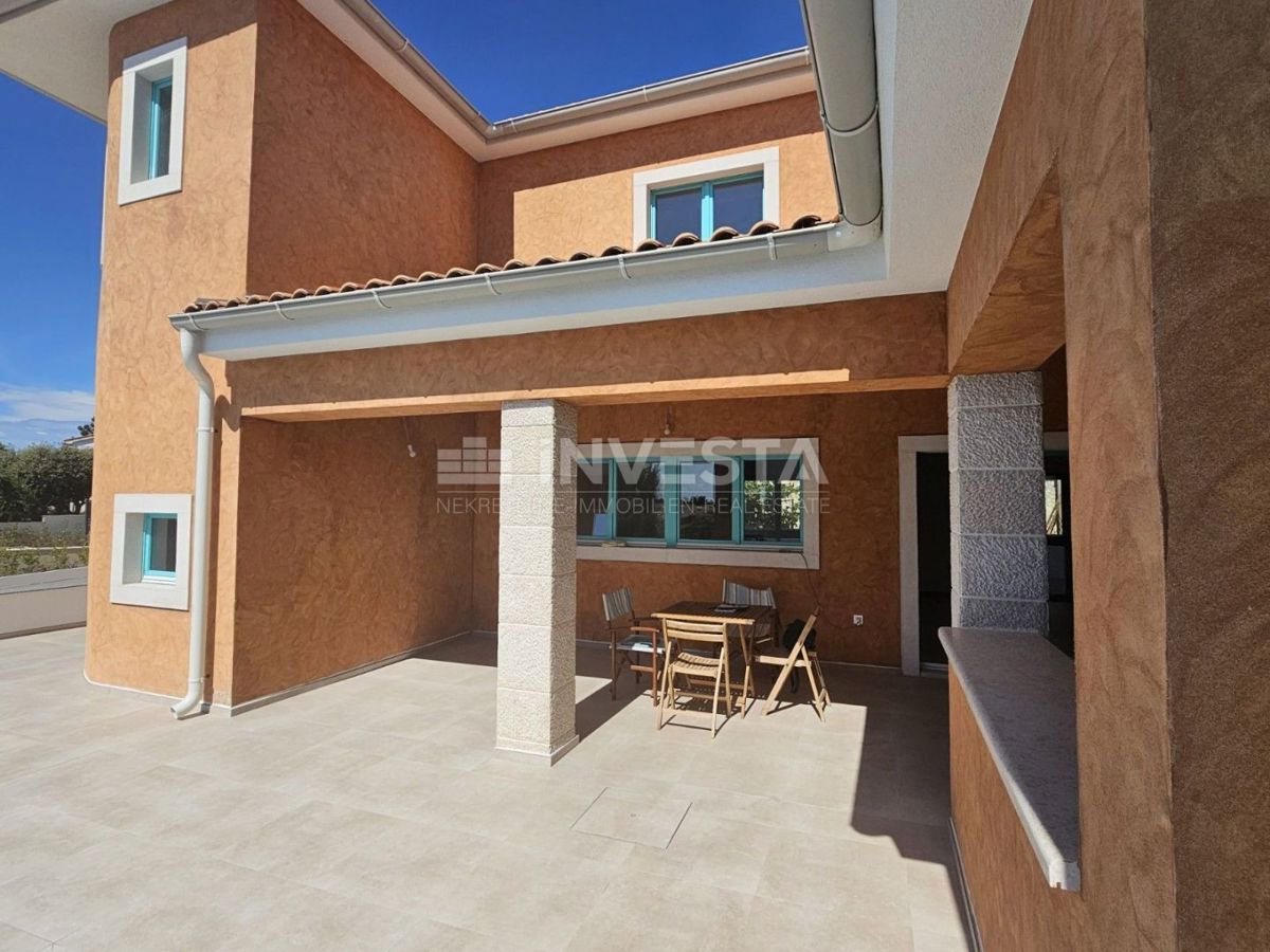 Barbariga, Villa in Stile Toscano con Piscina nel Mediterraneo, Vista Mare