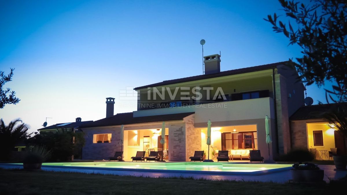 Dintorni di Svetvinčent, villa di lusso con piscina e ampio giardino