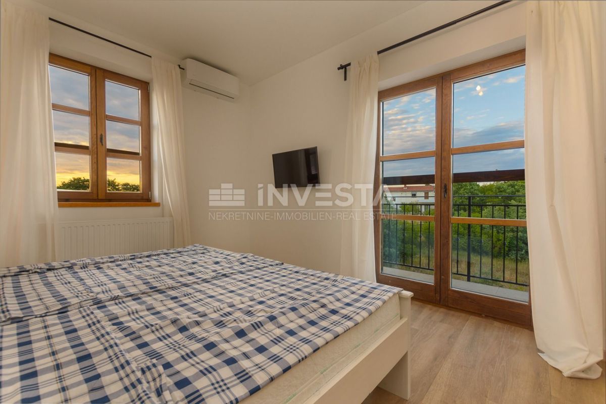 Dintorni di Dignano, Villa rustica di lusso con piscina