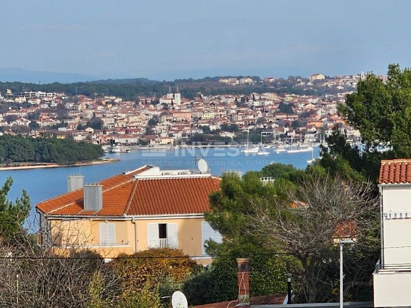 Premantura, appartamento moderno in un nuovo edificio con vista sul mare