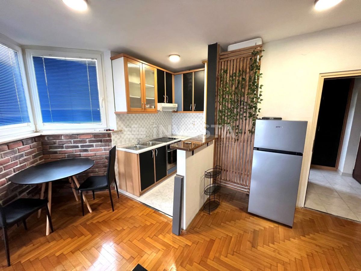 Pola, Nova Veruda, appartamento in una posizione rara disponibile