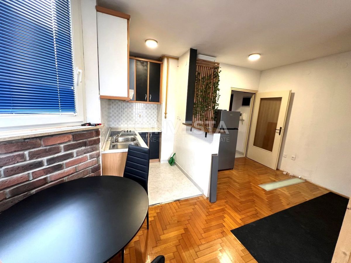 Pola, Nova Veruda, appartamento in una posizione rara disponibile