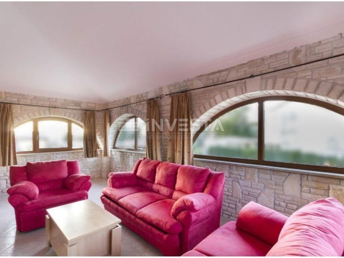 Villa indipendente con piscina nei dintorni di Barban