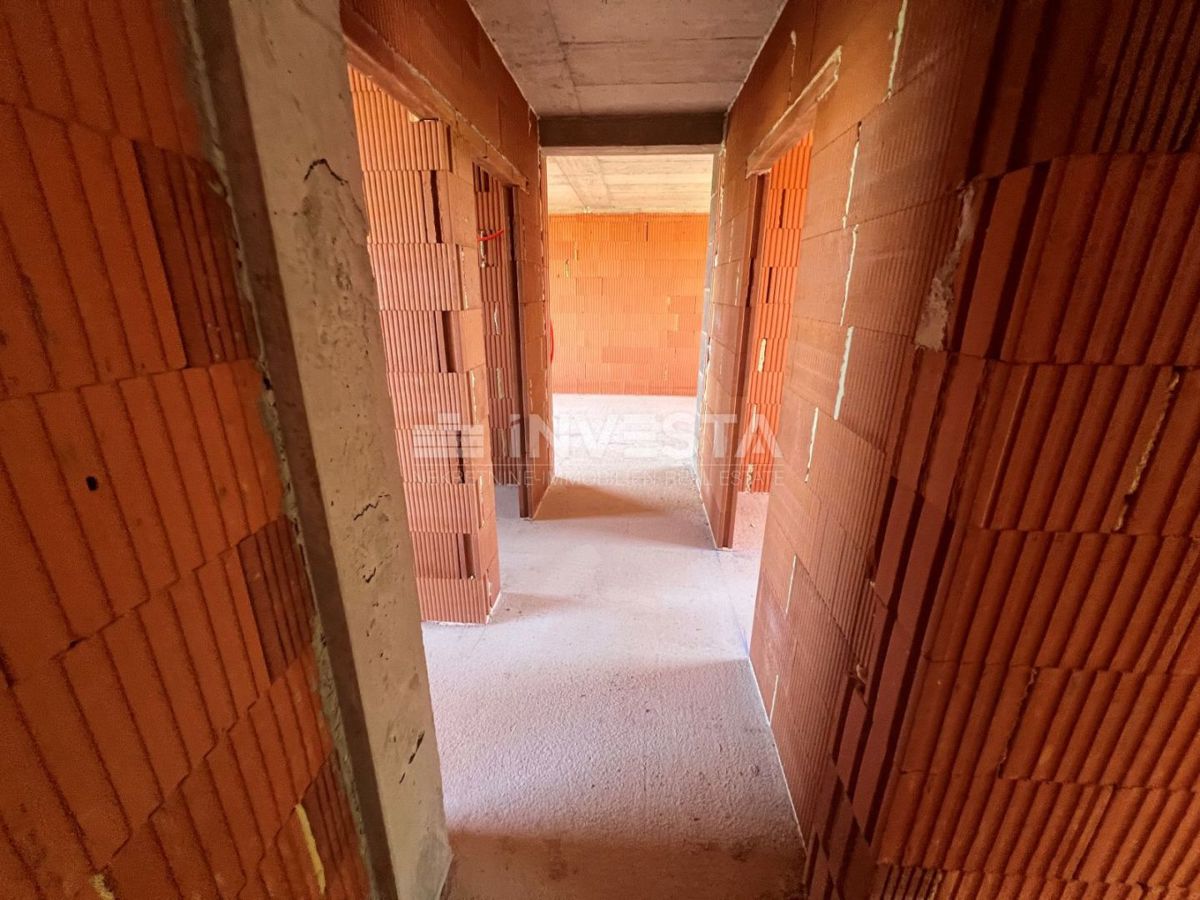 Nuova costruzione, appartamento al primo piano