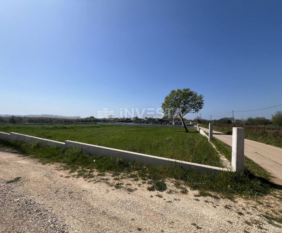 Vodnjan, Galižana, Terreno edificabile, 1000m²