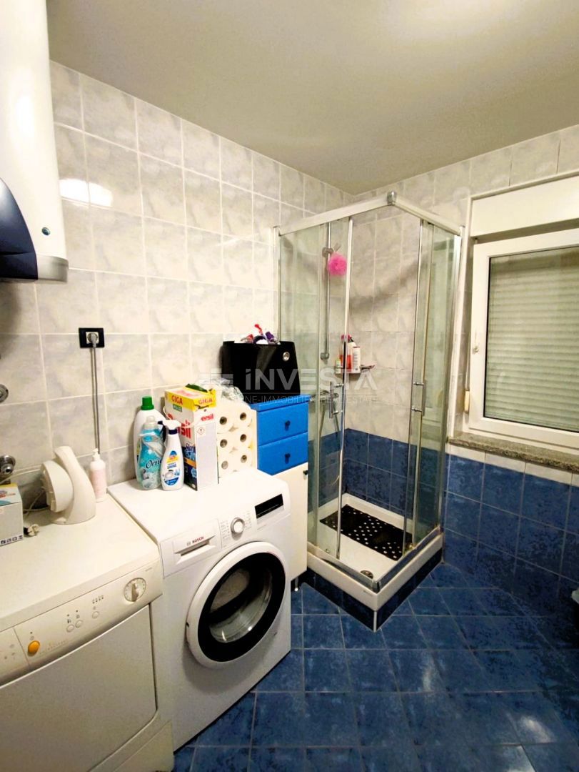 Valdebek – Appartamento al piano terra, 2 camere da letto, posto auto in garage