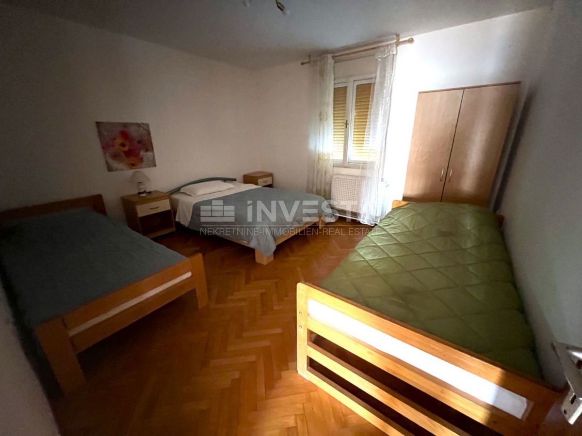 Pola, Stignano – casa indipendente con due appartamenti e un garage