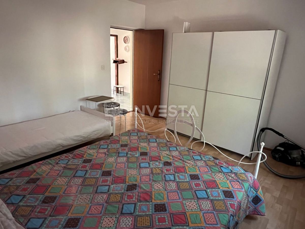 Pola, Stignano – casa indipendente con due appartamenti e un garage