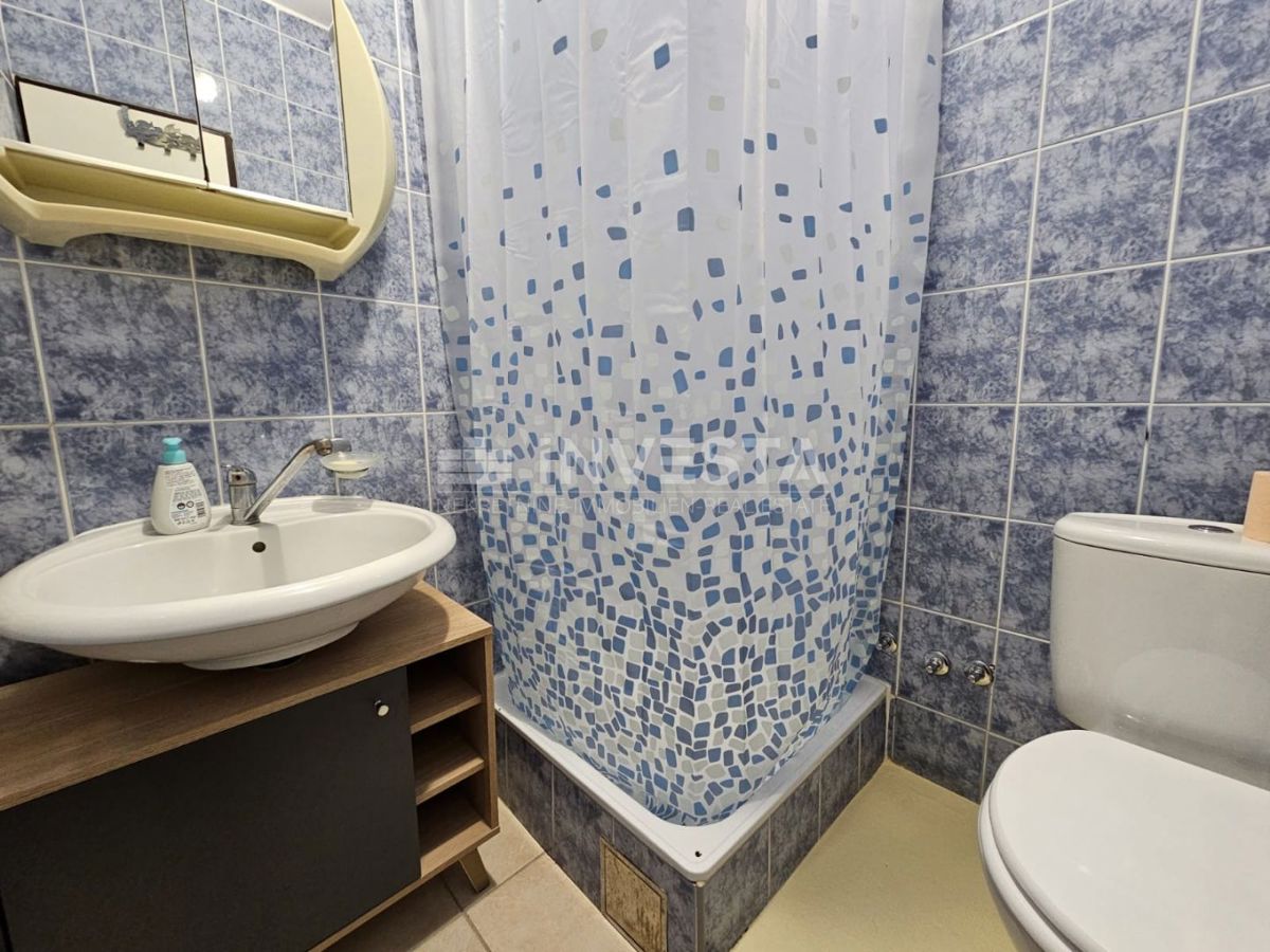 Medulin, appartamento al piano terra, terrazza, piscina