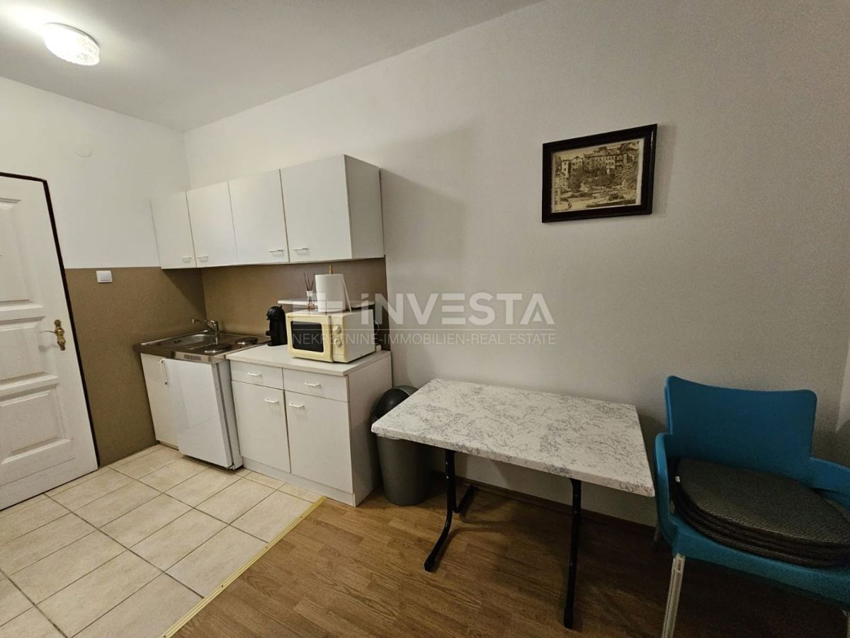 Medulin, appartamento al piano terra, terrazza, piscina