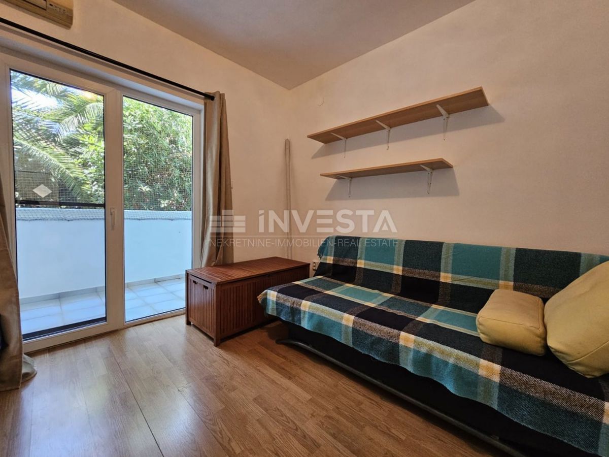 Medulin, appartamento al piano terra, terrazza, piscina