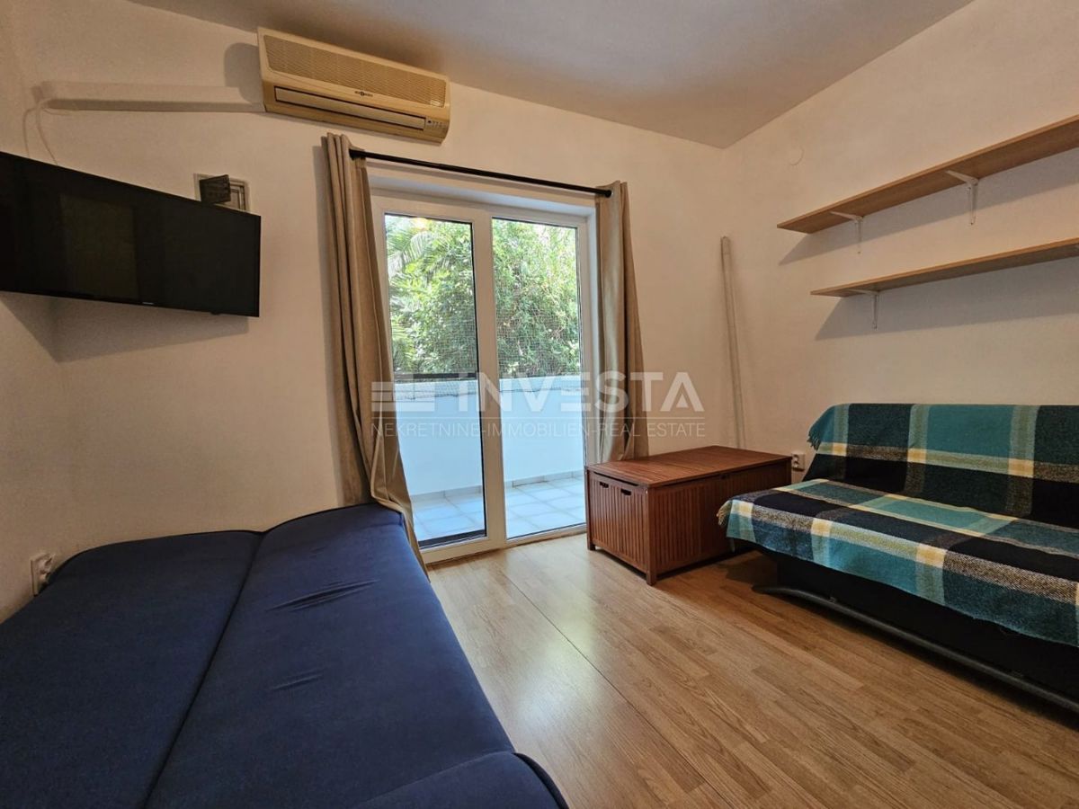 Medulin, appartamento al piano terra, terrazza, piscina