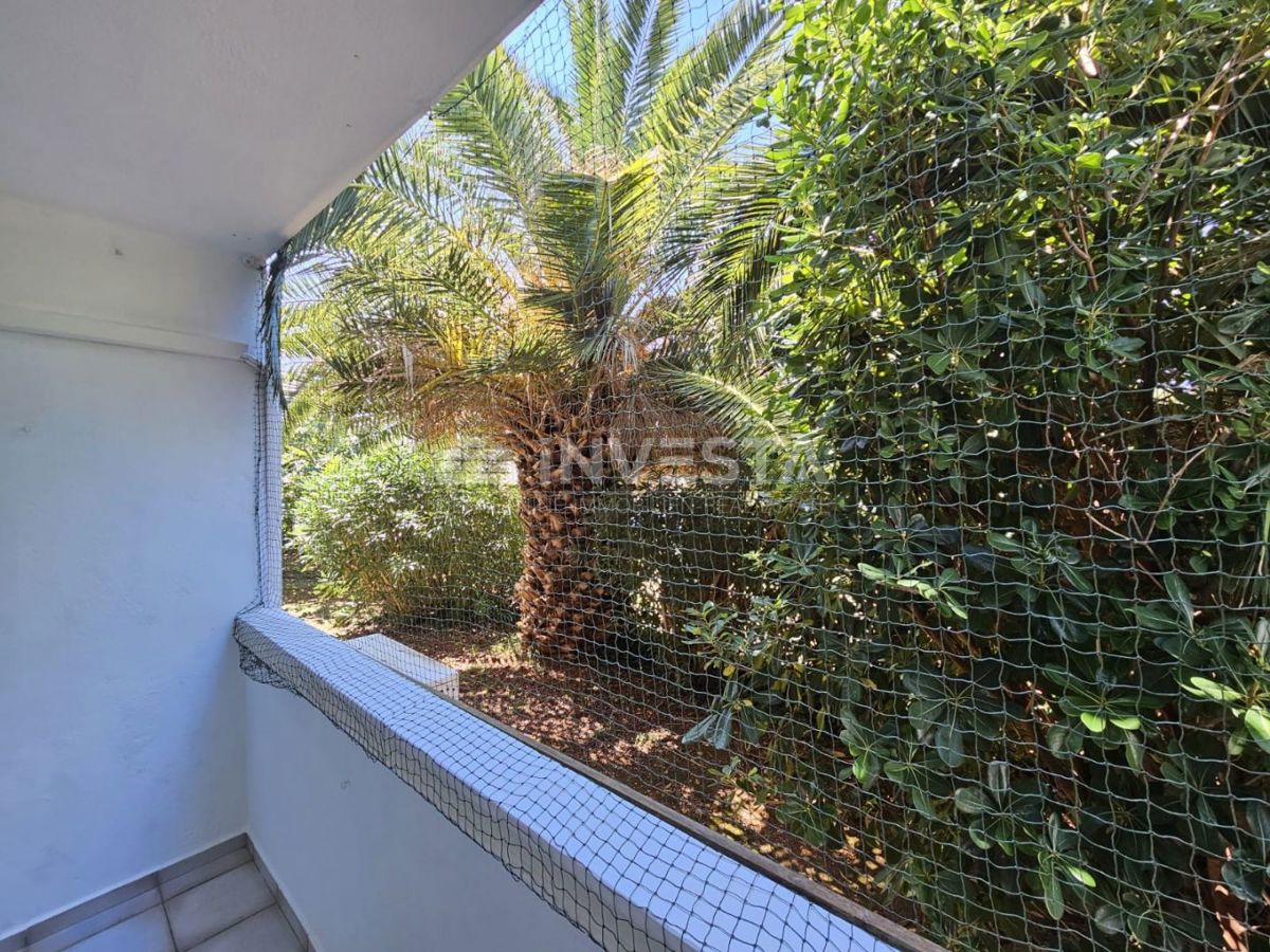 Medulin, appartamento al piano terra, terrazza, piscina