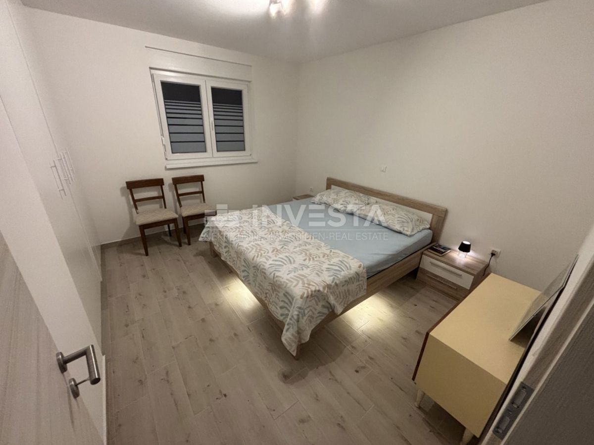 Peroi, appartamento nuovo arredato con vista parziale sul mare