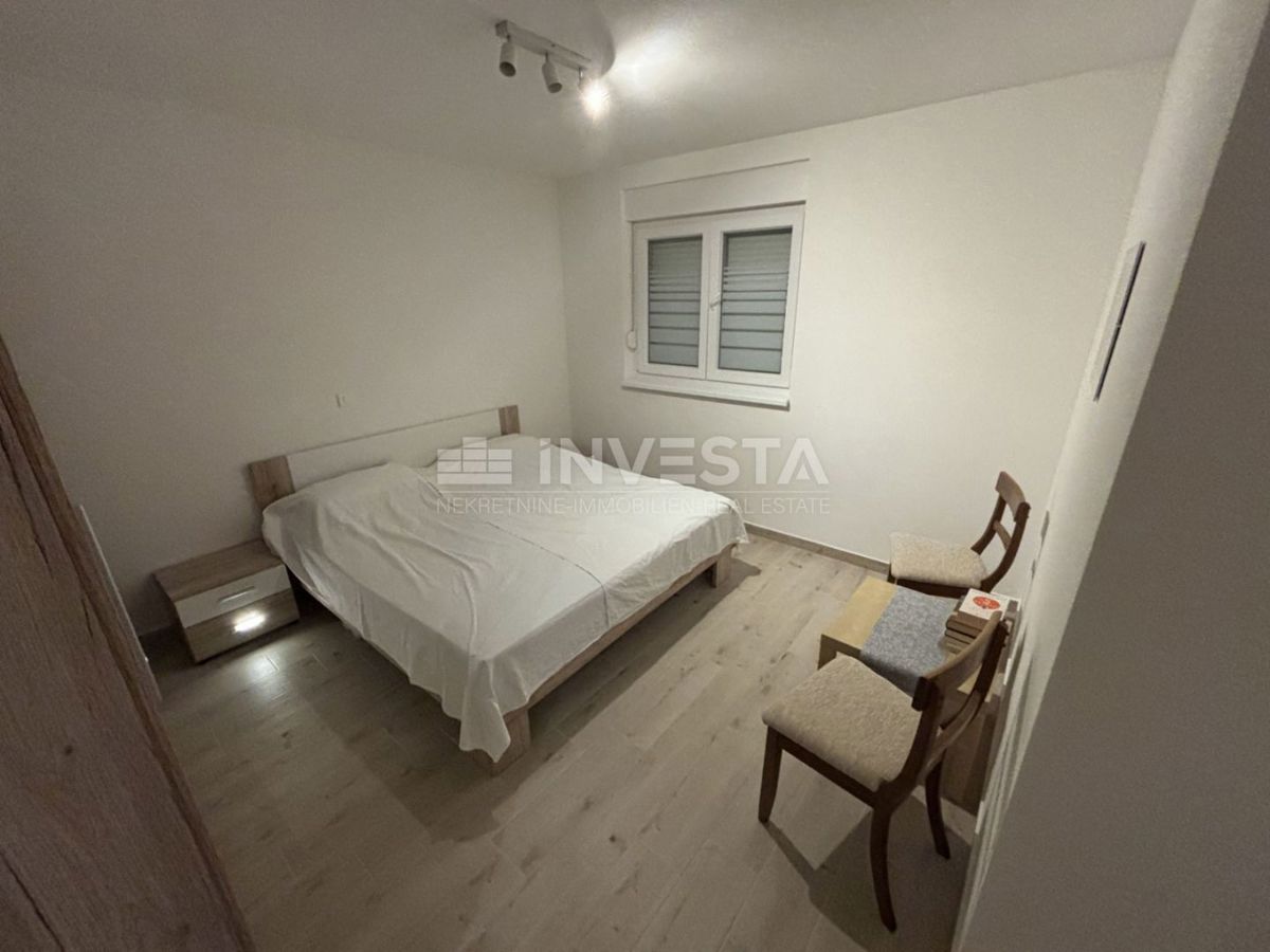 Peroi, appartamento nuovo arredato con vista parziale sul mare