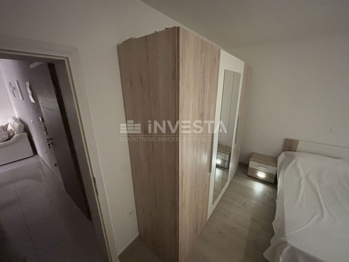 Peroi, appartamento nuovo arredato con vista parziale sul mare