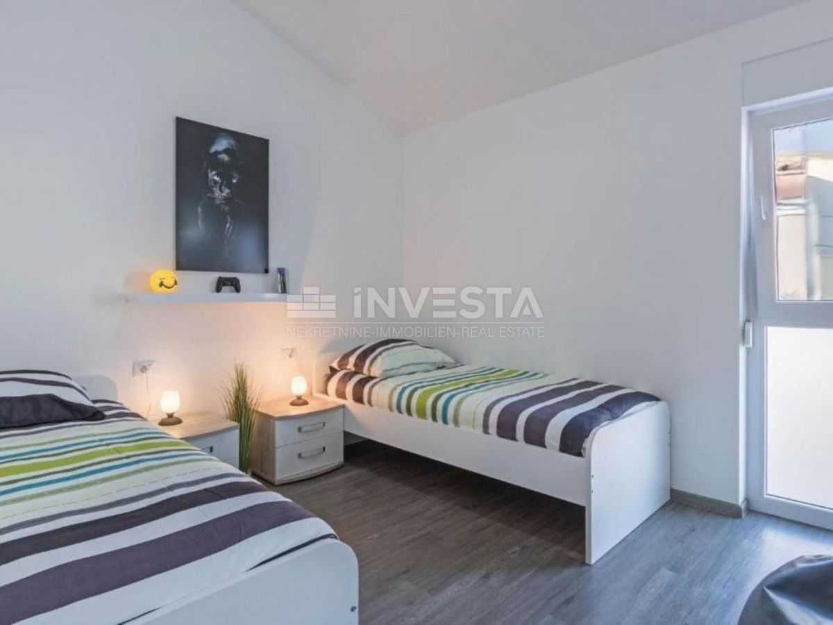 Villa con piscina, vista mare e appartamento aggiuntivo