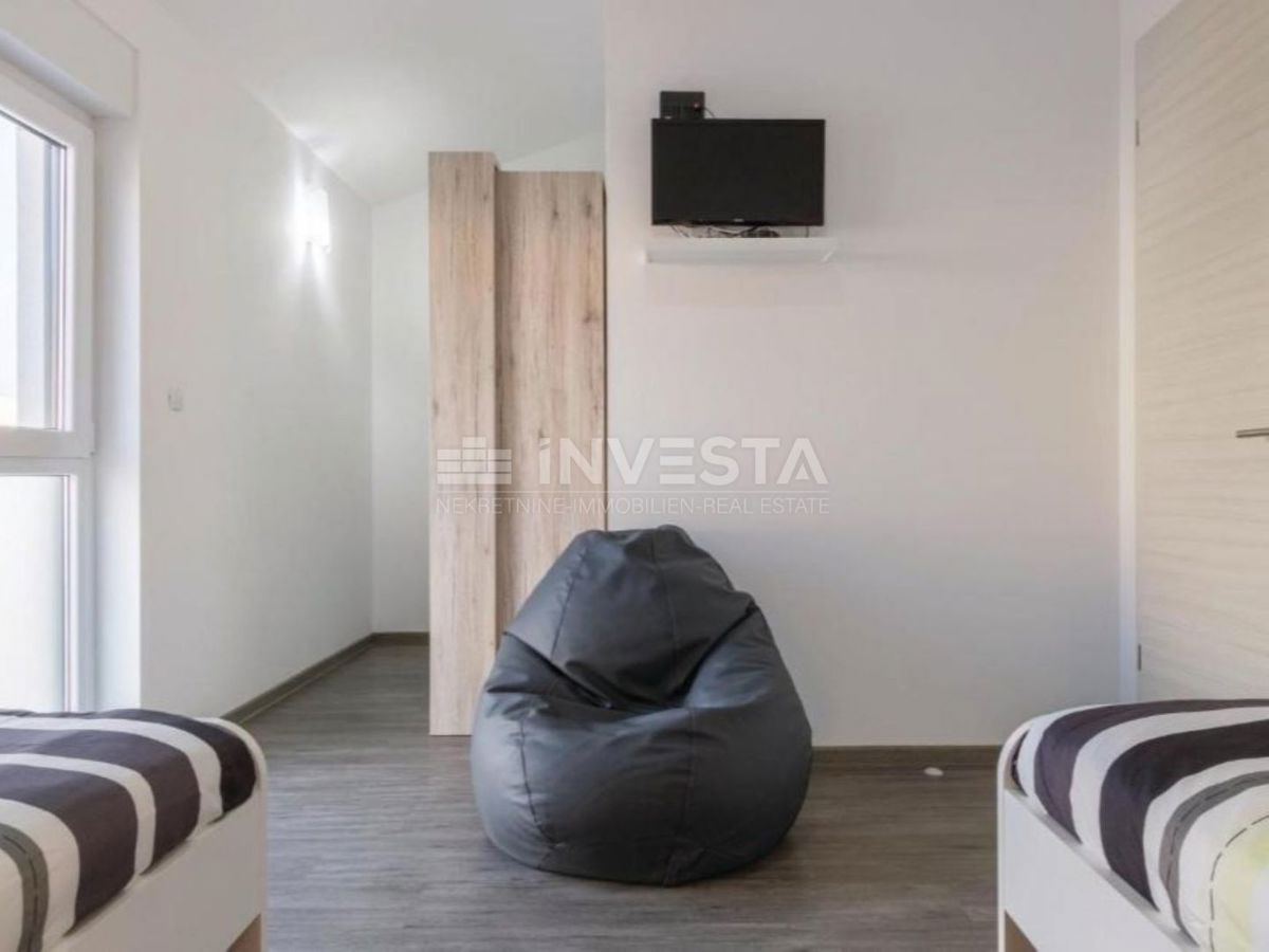 Villa con piscina, vista mare e appartamento aggiuntivo