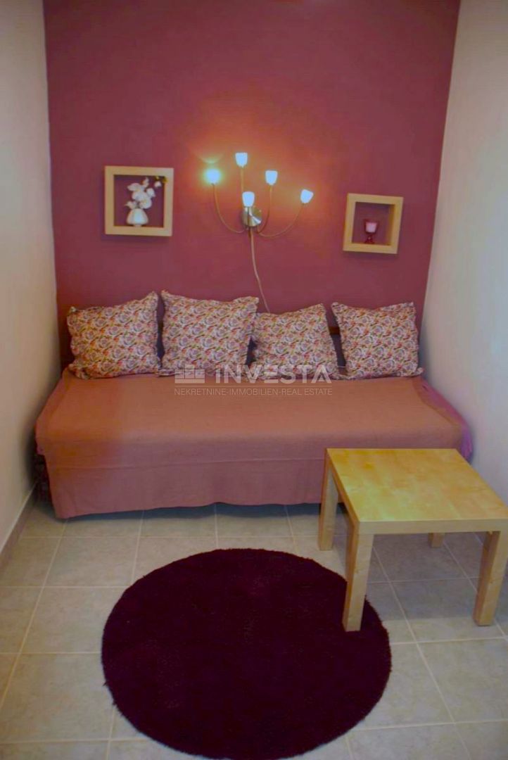 Barbariga, casa al piano terra con parcheggio, superficie 90m²