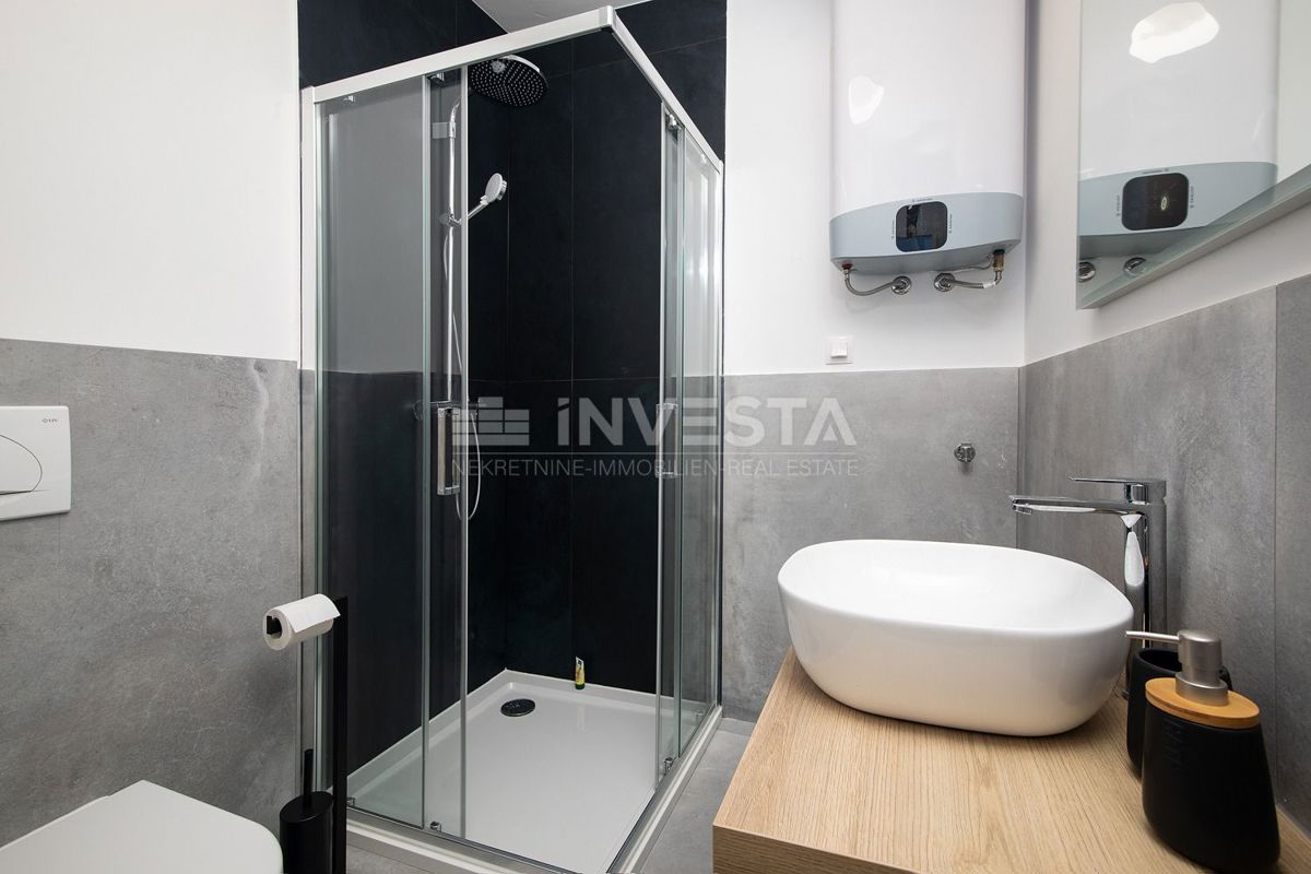 Fažana, Ampio Penthouse con Vista Mare