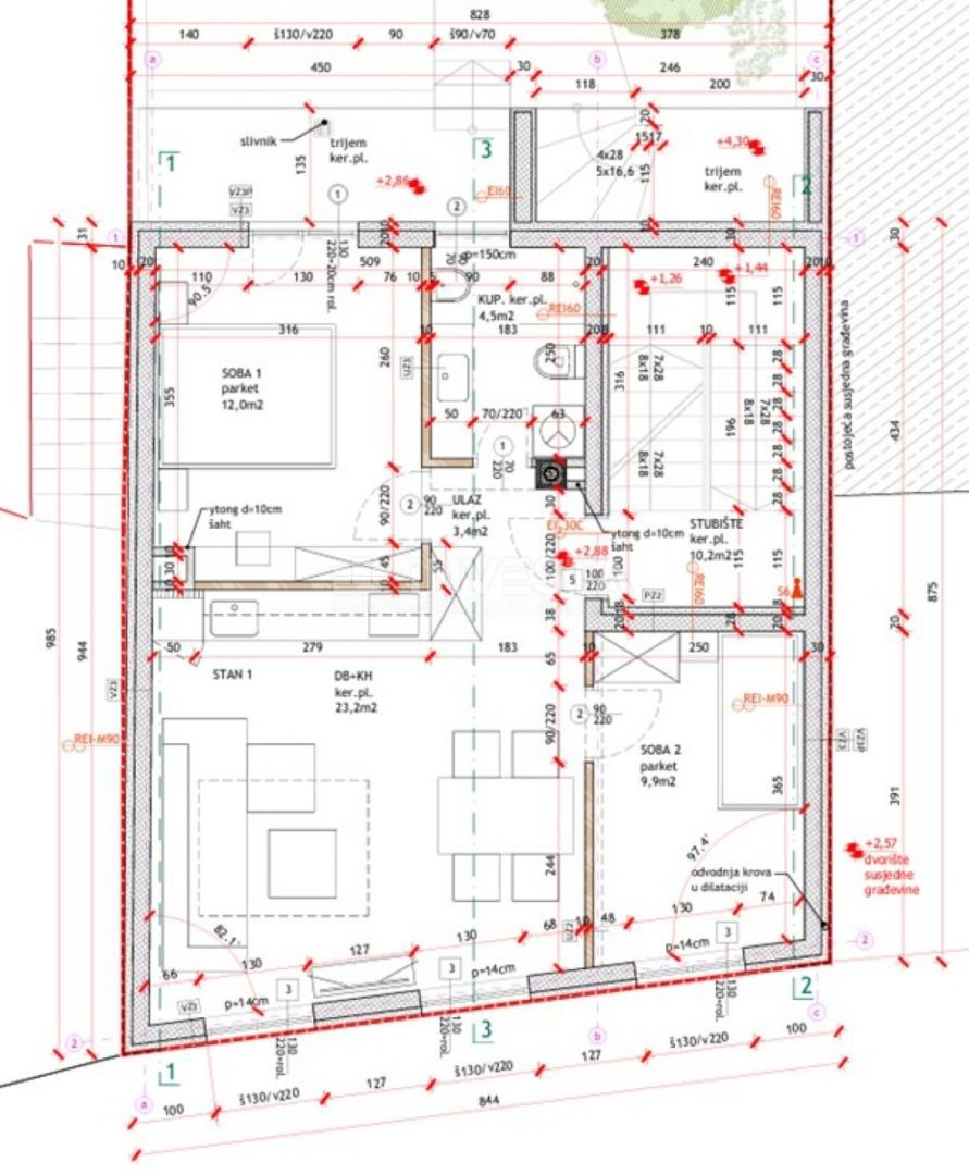 Centro di Pula, appartamento nuovo al primo piano, grande cortile con casetta e garage