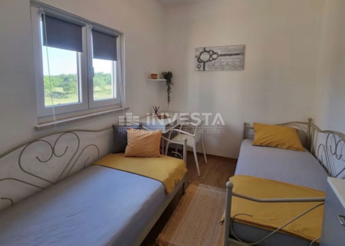 Barban, dintorni, casa con due appartamenti, piscina