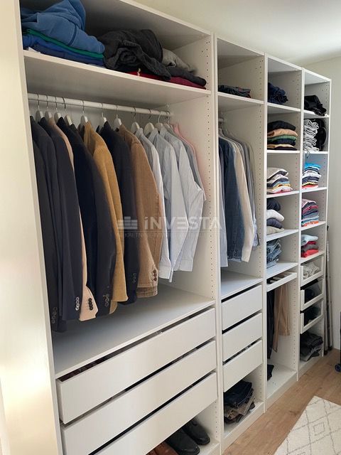 Casa intelligente con piscina