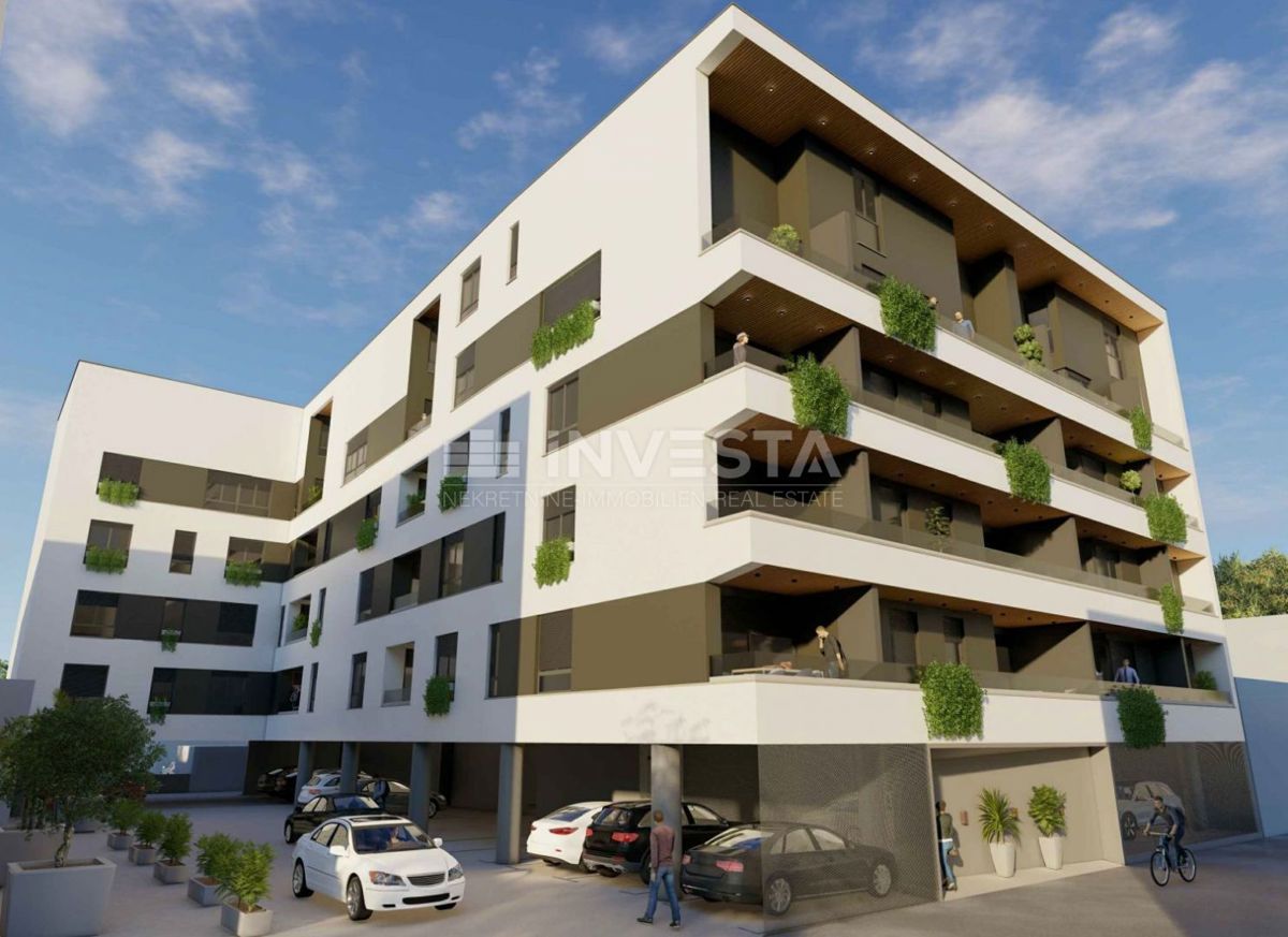 Pula, Centro, appartamento duplex al 4° piano 127,92 m2, 4 camere + soggiorno, nuova costruzione