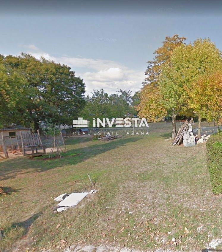 Barban, terreno edificabile con licenza edilizia, 2128 m2