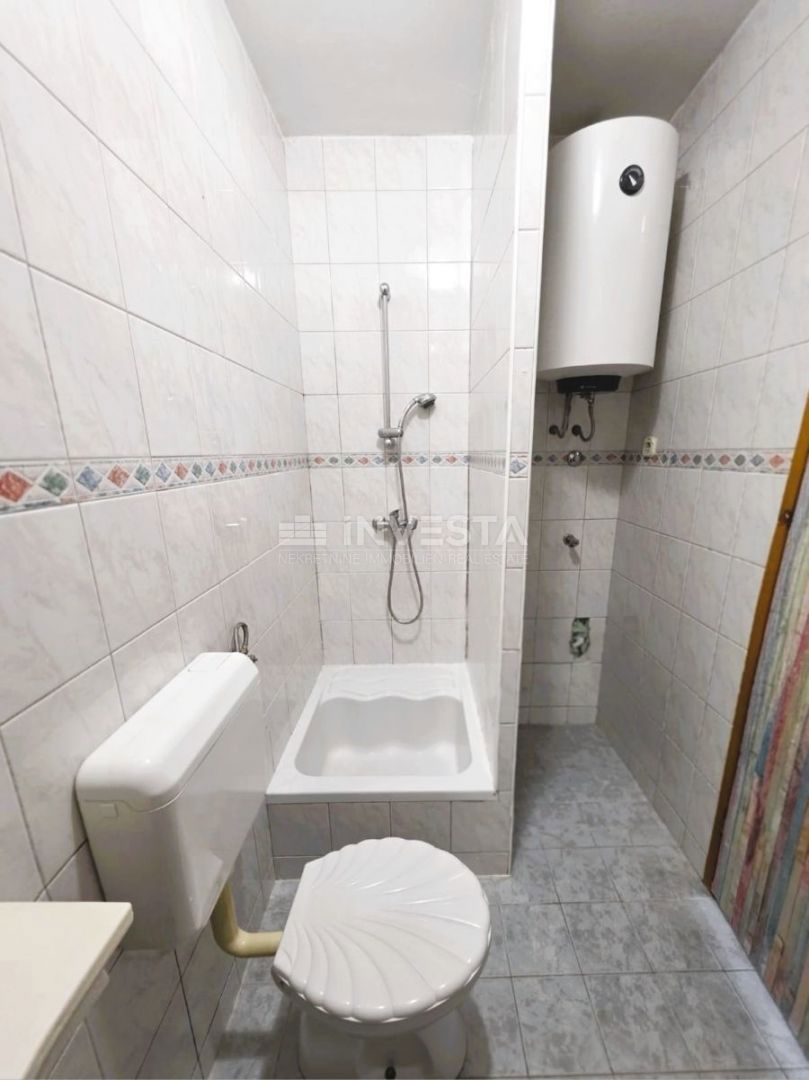 Appartamento con terrazza e giardino in una zona richiesta a Pola