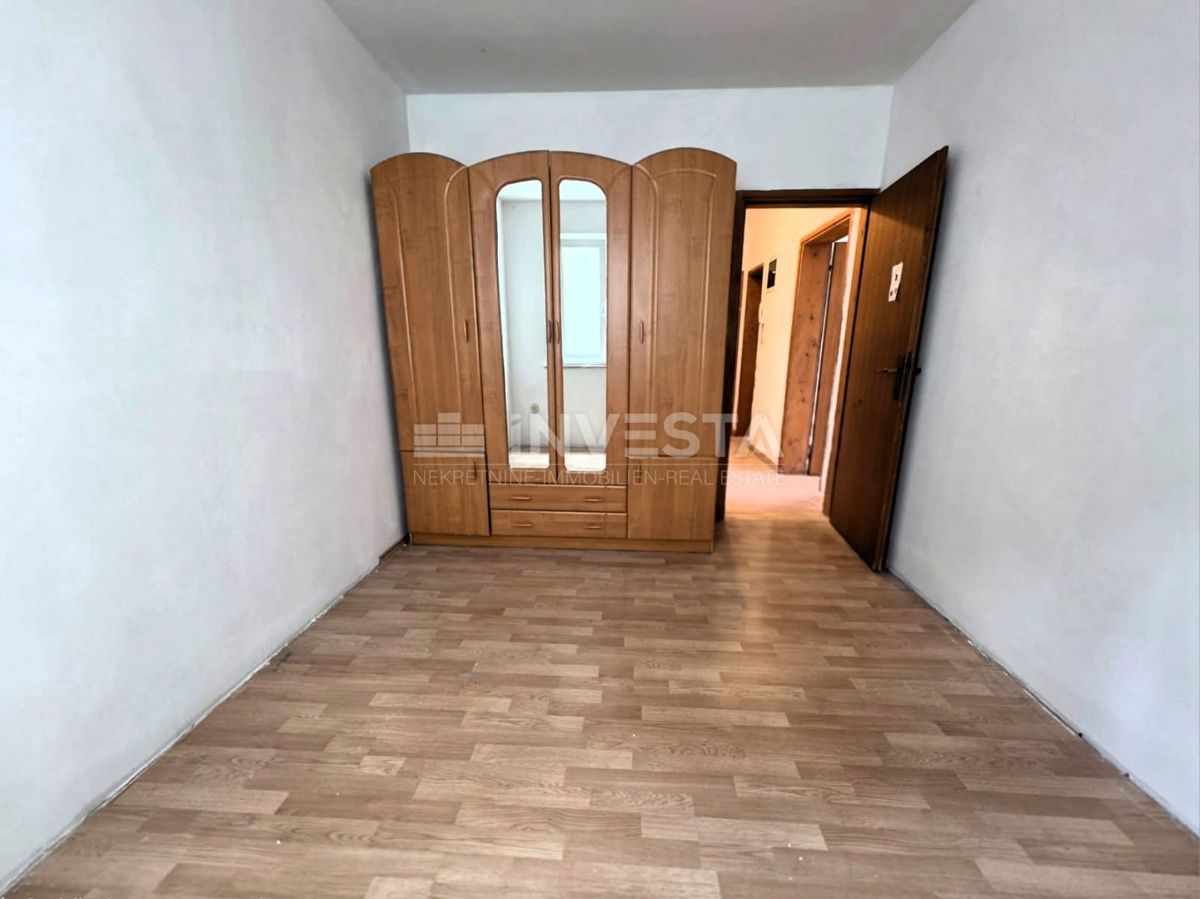 Appartamento con terrazza e giardino in una zona richiesta a Pola