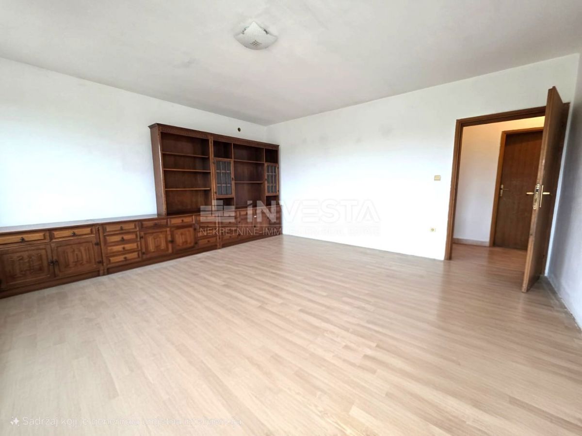 Appartamento con terrazza e giardino in una zona richiesta a Pola