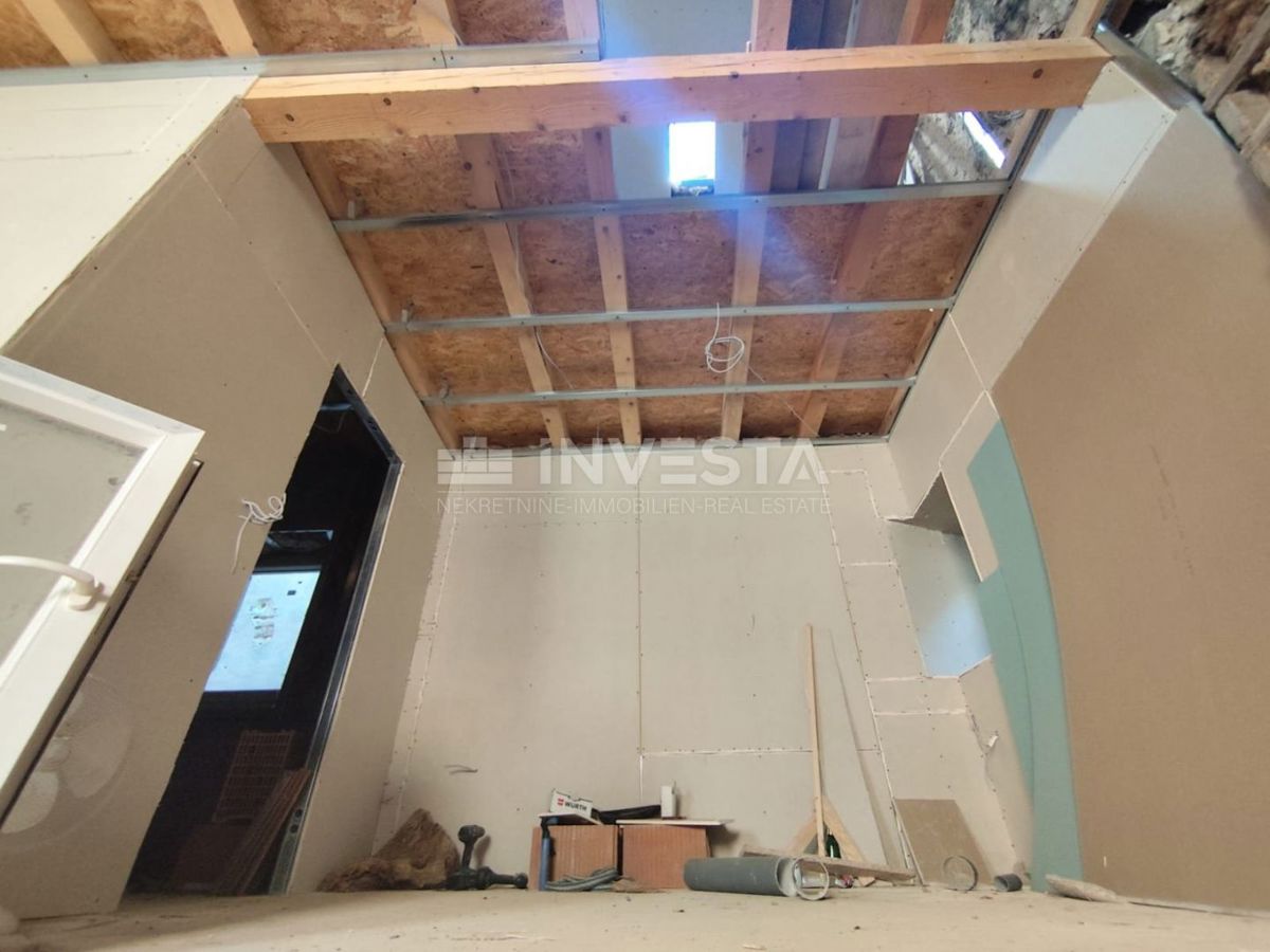 Dignano, casa in fase di ristrutturazione