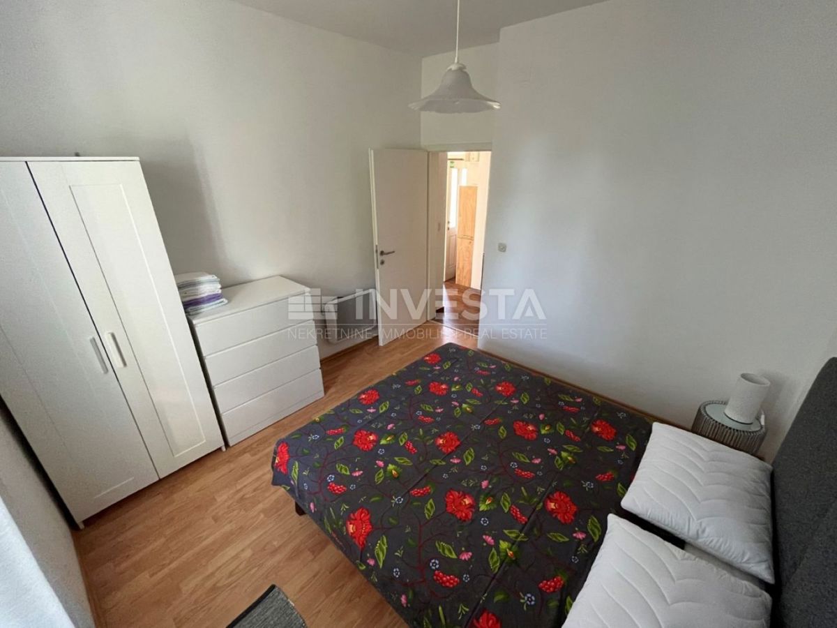 Casa con piscina e vista mare, a 2 km dal mare! 