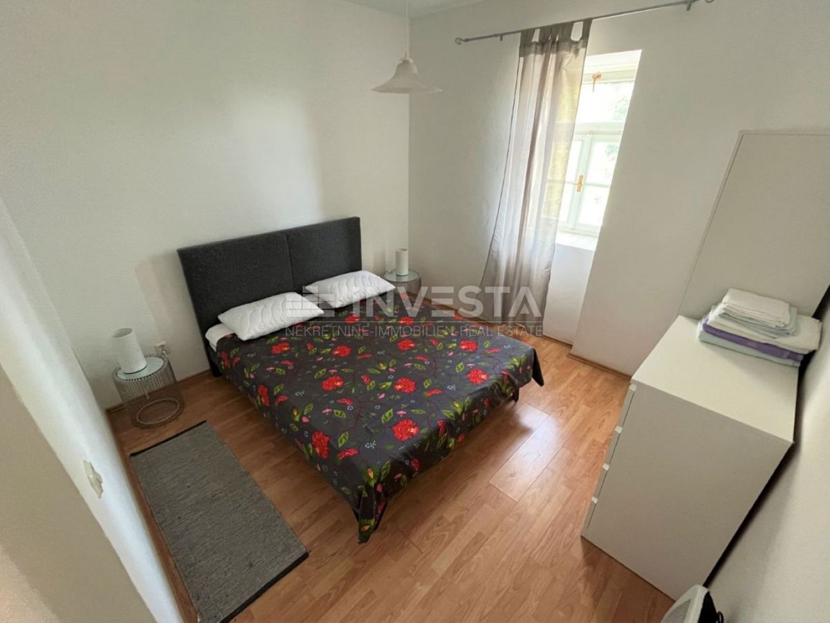 Casa con piscina e vista mare, a 2 km dal mare! 