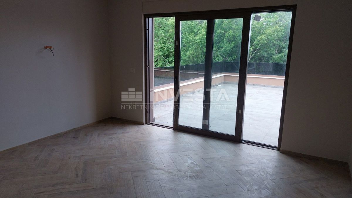 Lussuosa villa moderna con piscina riscaldata