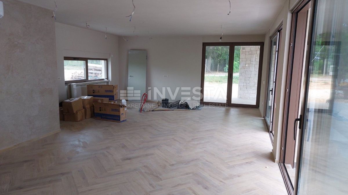 Lussuosa villa moderna con piscina riscaldata