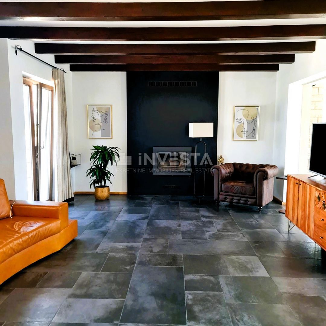 Barban, Moderna villa indipendente con piscina, 1800 m² di terreno