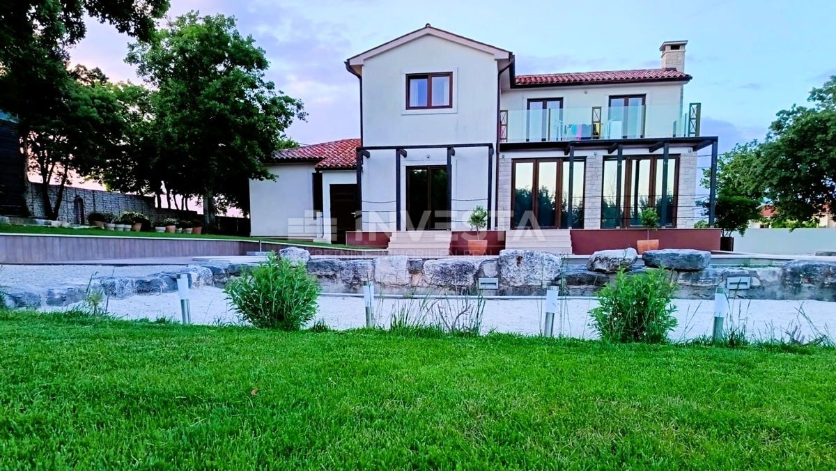 Barban, Moderna villa indipendente con piscina, 1800 m² di terreno