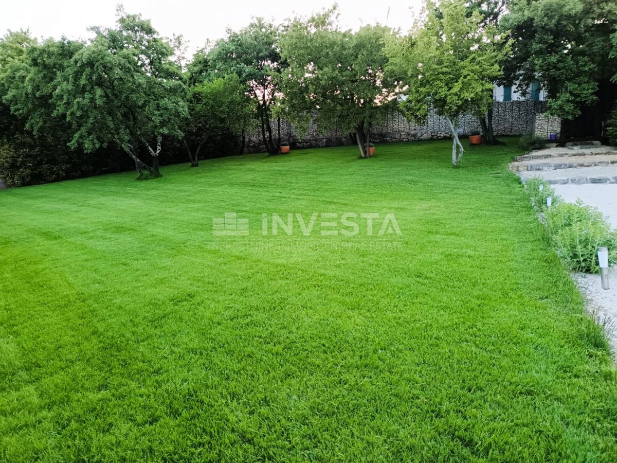 Barban, Moderna villa indipendente con piscina, 1800 m² di terreno