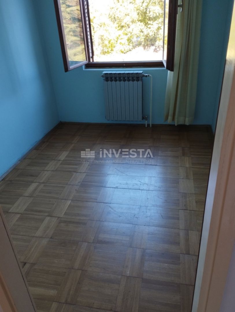 Poreč, Casa indipendente in una zona tranquilla