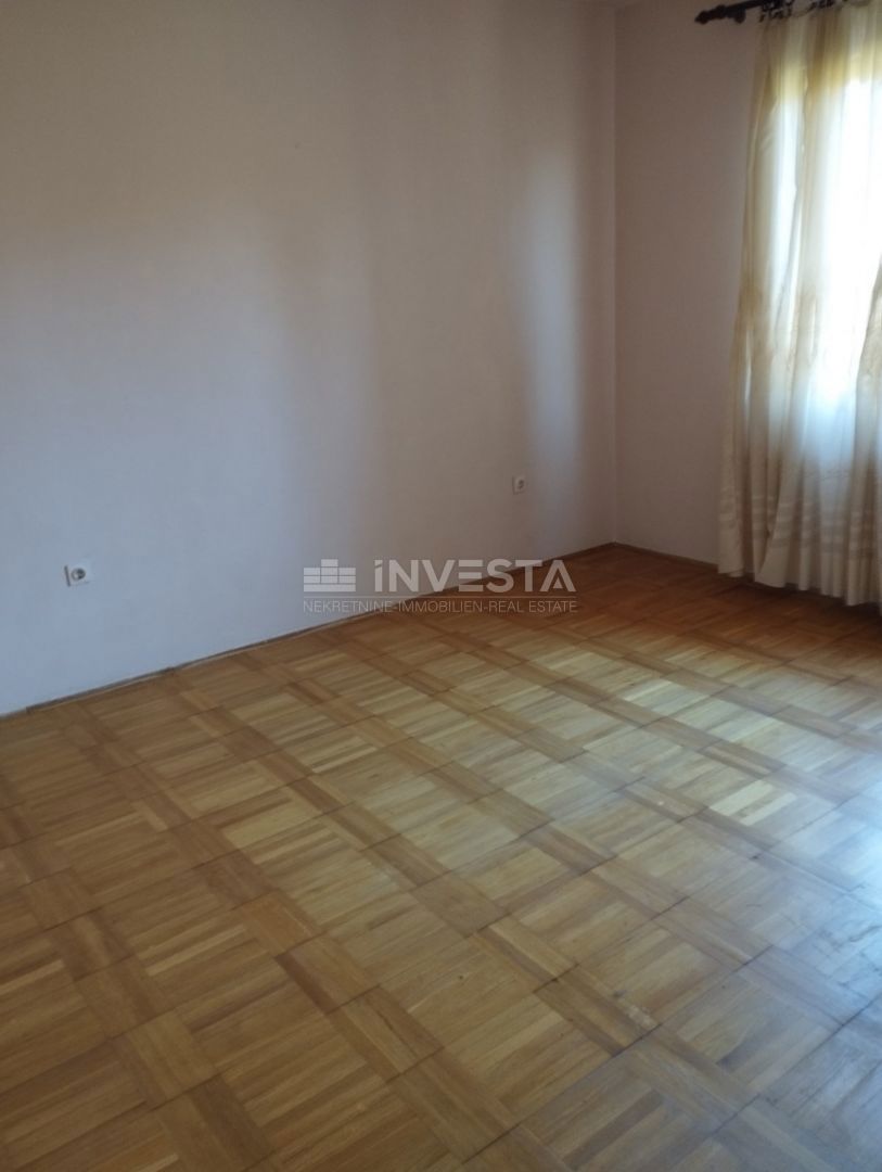 Poreč, Casa indipendente in una zona tranquilla