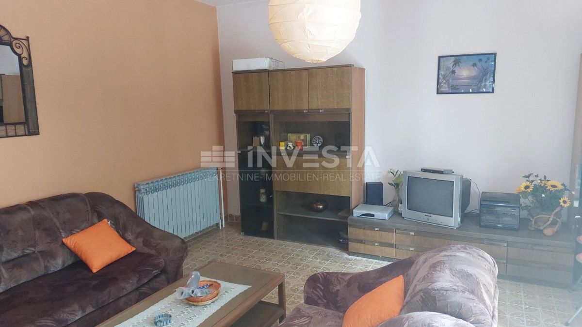 Poreč, Casa indipendente in una zona tranquilla