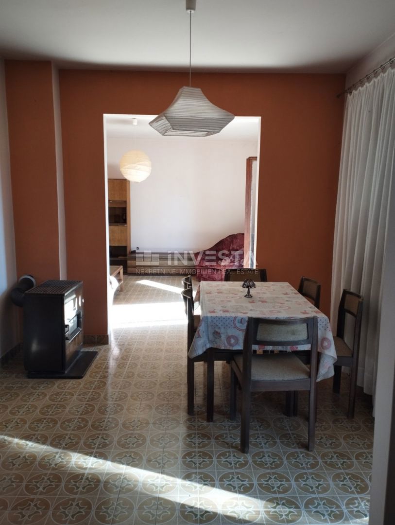 Poreč, Casa indipendente in una zona tranquilla