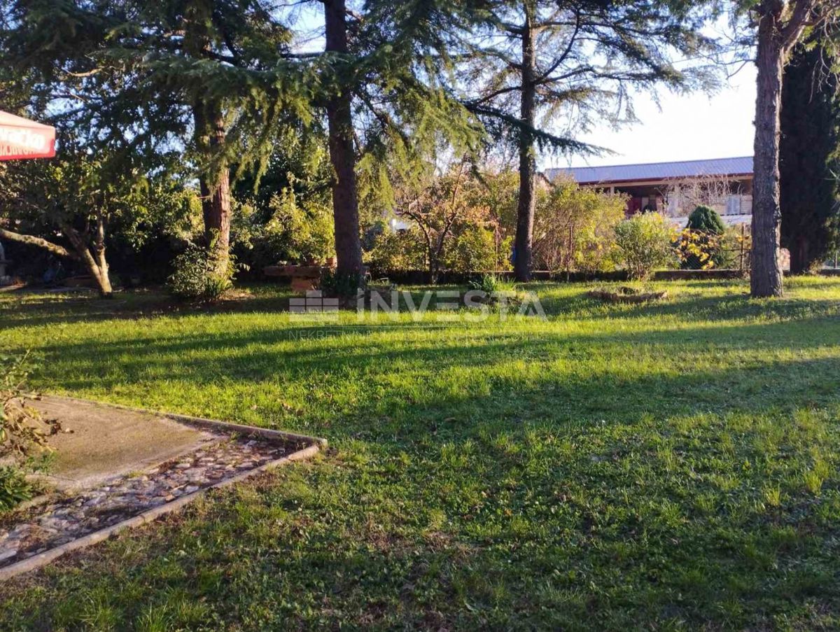 Poreč, Casa indipendente in una zona tranquilla