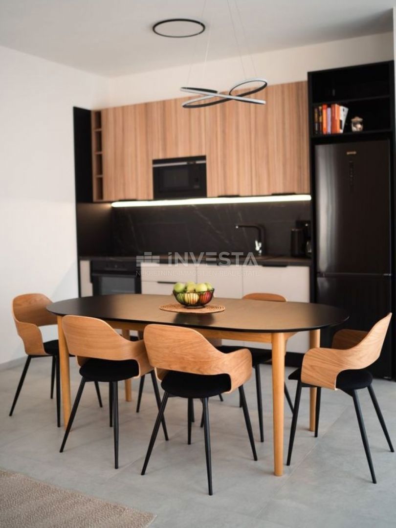 Medulin, Villa di nuova costruzione con piscina, a 200 m dal mare